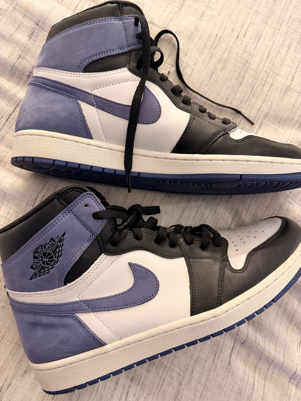 M 13 | Air Jordan 1  Retro High OG “Best Hand in the Game” - Blue Moon